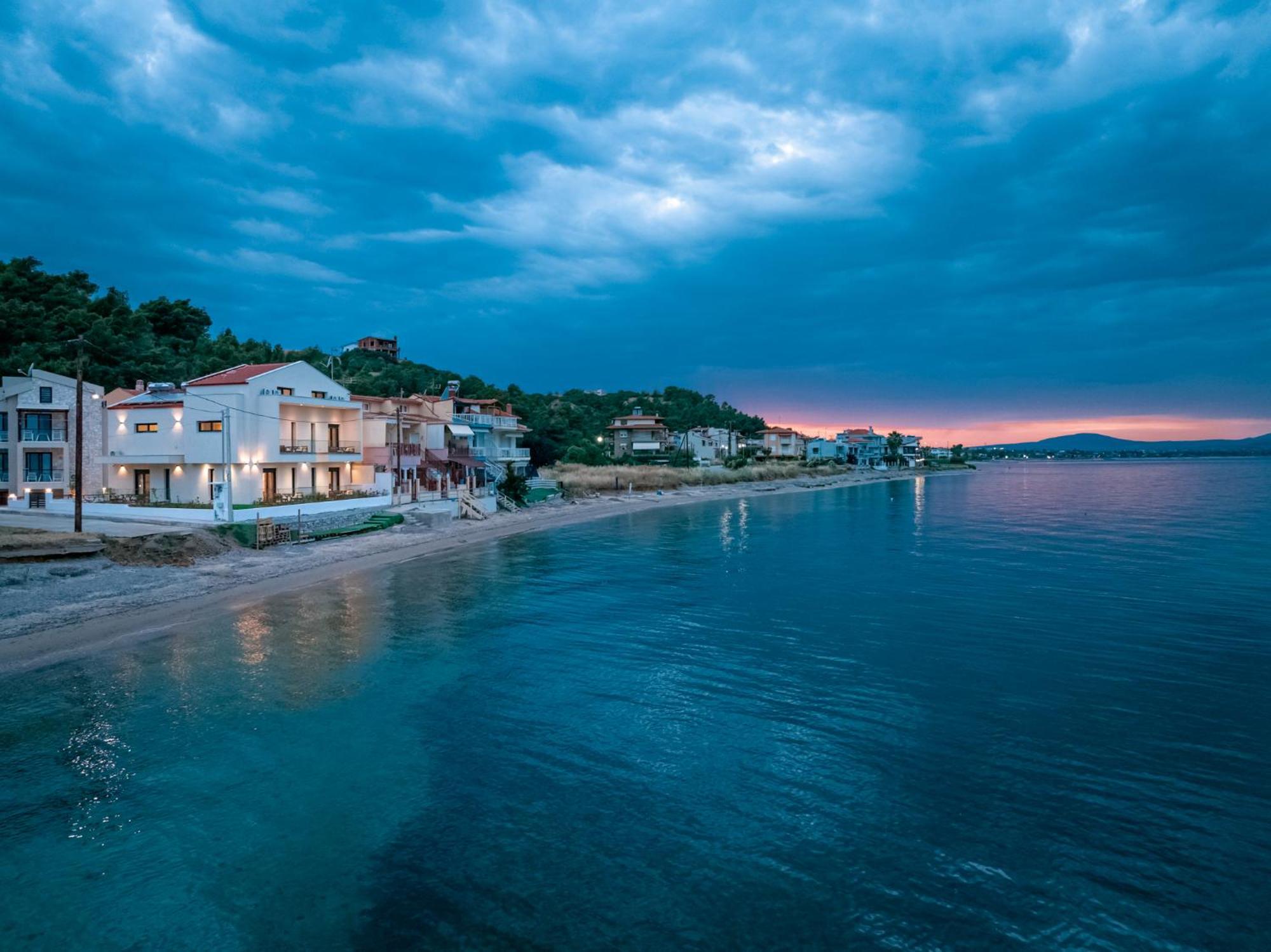 Azzurro E Verde By Rentalspro - Nea Potidaia Halkidiki Nea Poteidaia Esterno foto